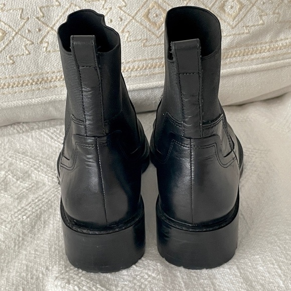 27 EDIT Women's Black Ankle Booties, Size 7 - Picture 8 of 13
